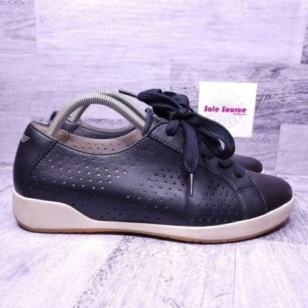 Dansko Orli Perforated Nappa Leather Lace Up Sneaker Black sz 41 Women's 10.5/11